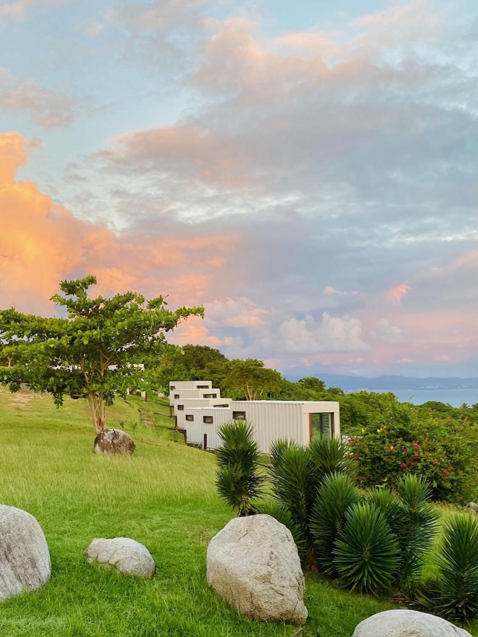 فندق Lejos Eco Retreat بييكيس المظهر الخارجي الصورة
